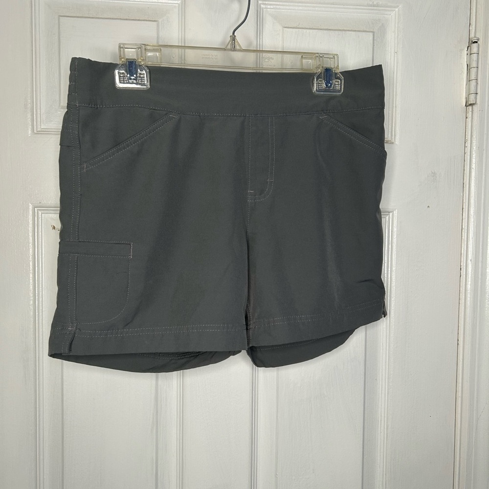 Dickies Gray Cargo Shorts Lightweight and Versatile